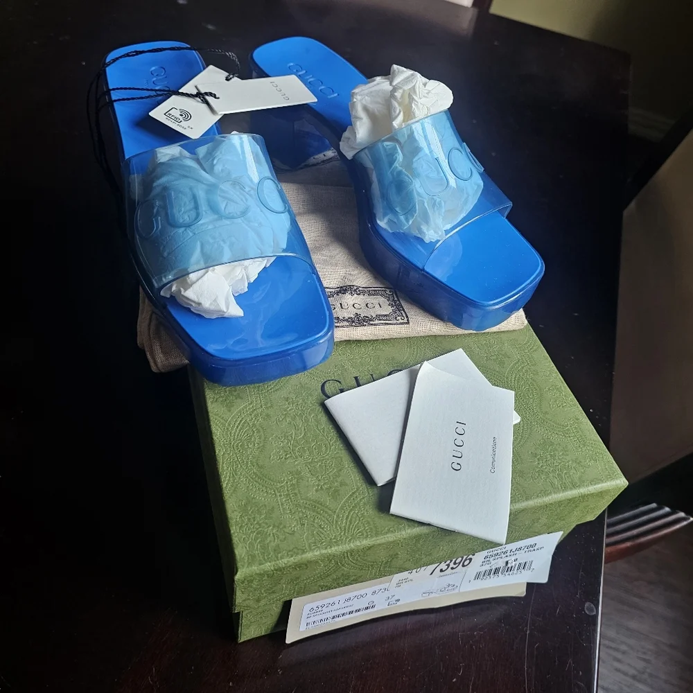 Gucci Blue Slide Sandals Size 37 - Picture 4 of 15